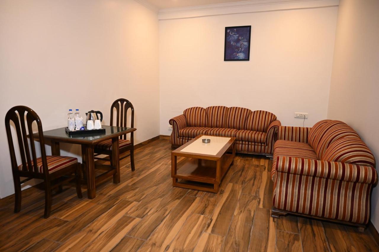 Hotel Lawrence Amritsar Extérieur photo