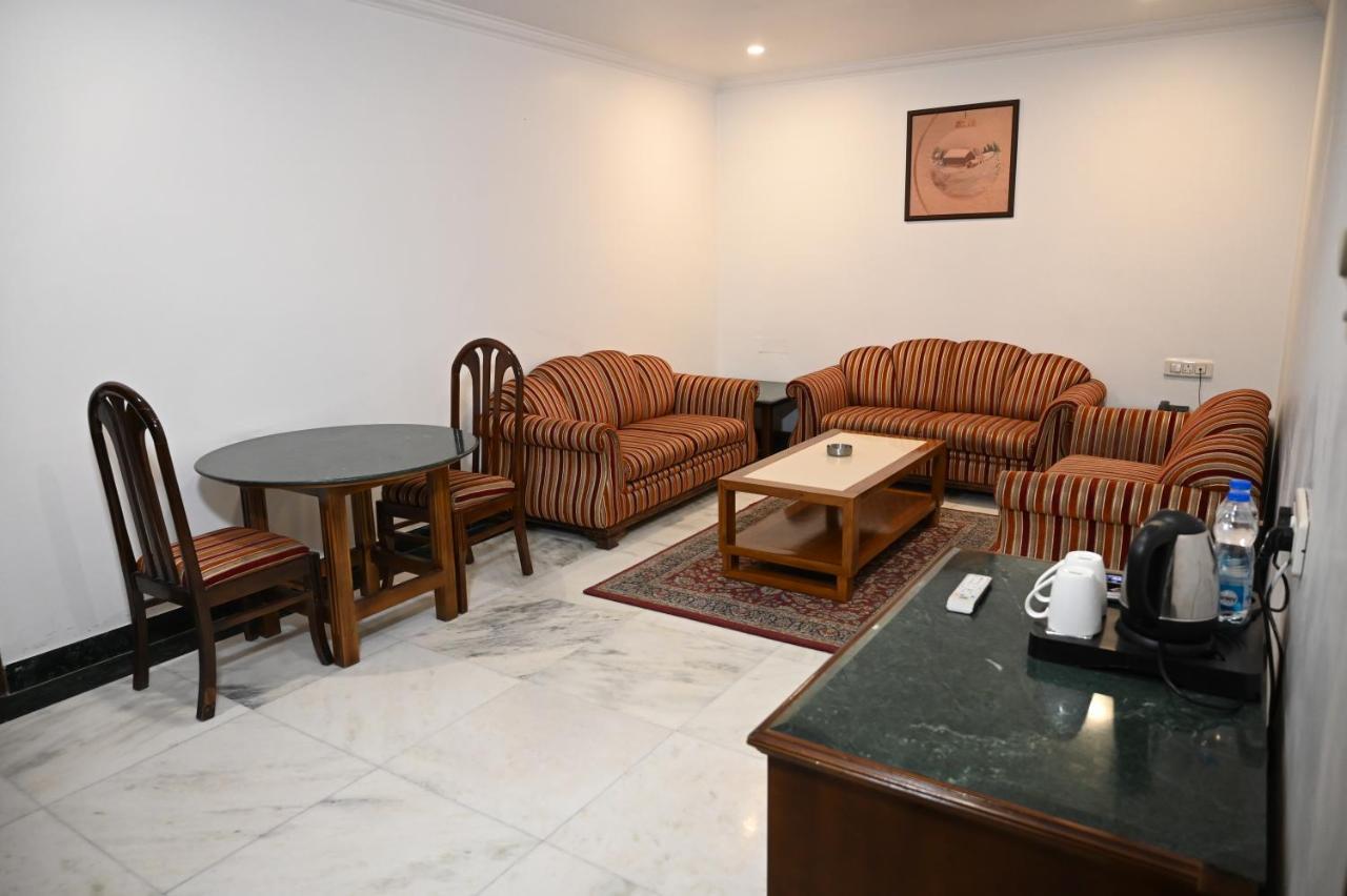 Hotel Lawrence Amritsar Extérieur photo