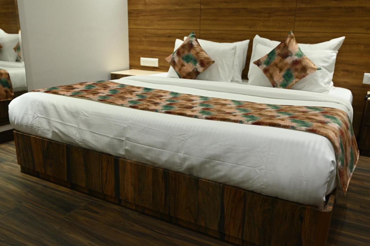 Hotel Lawrence Amritsar Extérieur photo