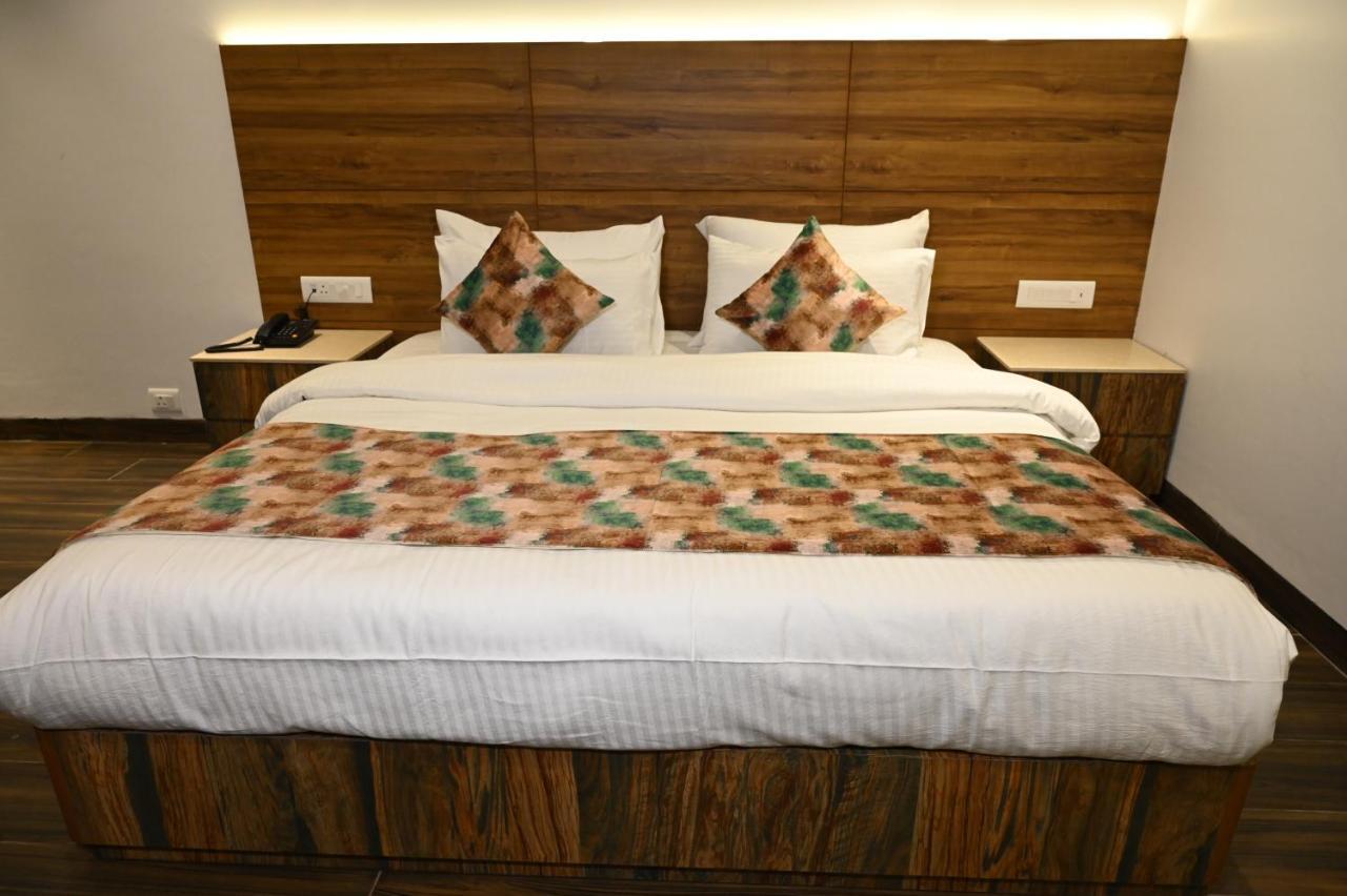 Hotel Lawrence Amritsar Extérieur photo