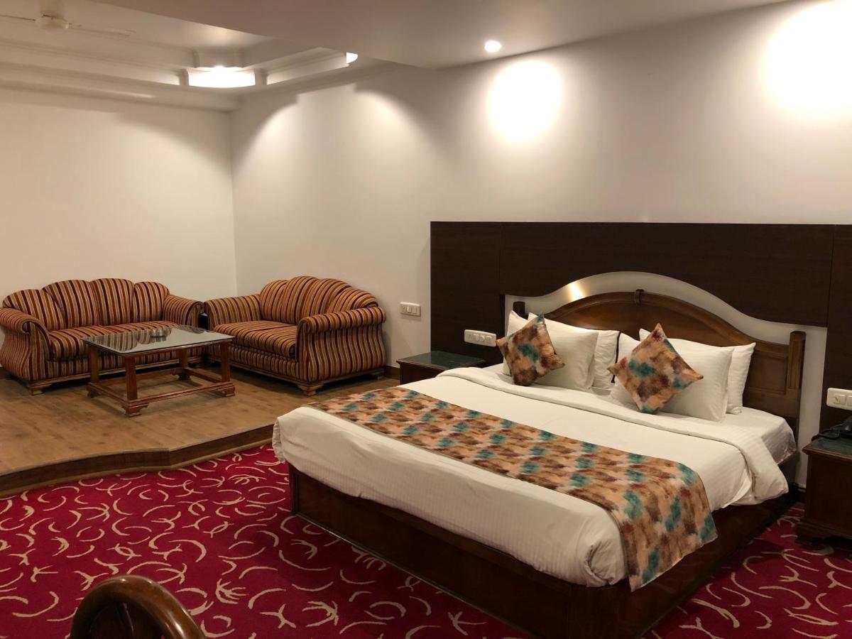 Hotel Lawrence Amritsar Extérieur photo